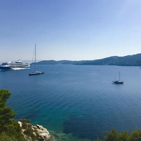 別荘 Tassos Seafront House