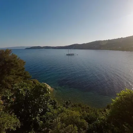 Tassos Seafront House Feriehus